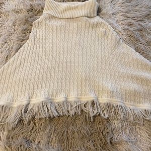 Poncho sweater
